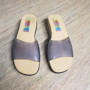 NWOB Azaleia slip on sandals